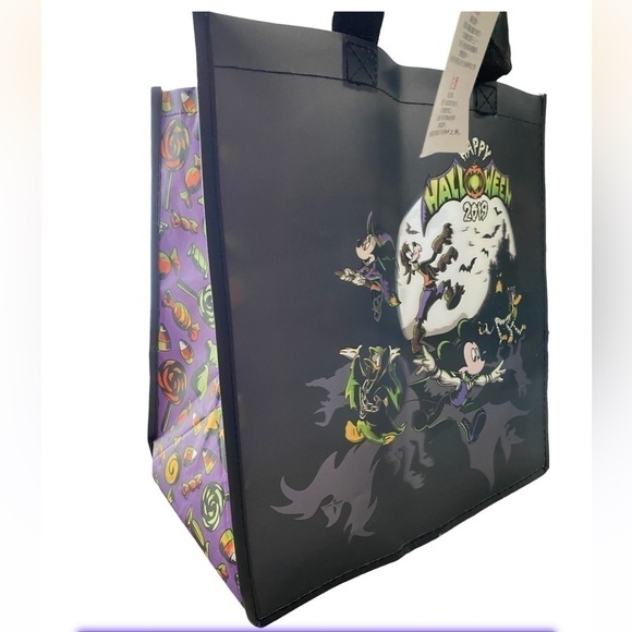 NWT 2019 Disney Parks Halloween Mickey Tote Reusable Bag Point Me To The Candy - Picture 1 of 7